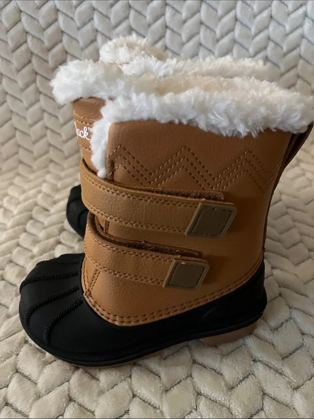 Cat & Jack Tan and Black Kids Rain & Snow Boots with White Faux Fur
